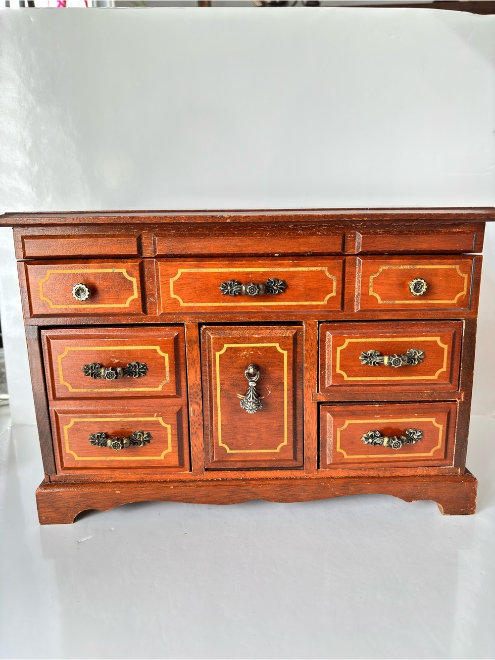 Vintage music Wooden Jewelry Box: Vanity Tabletop Storage Chest